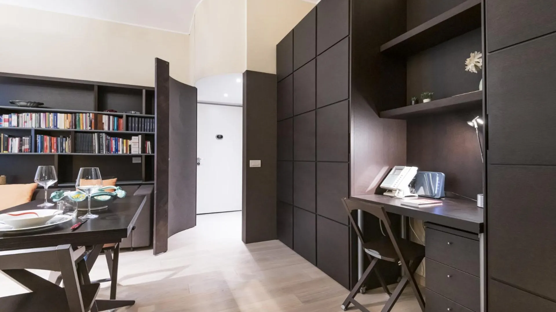 Ferienwohnung Easylife - Monolocale Di Lusso In Brera Mailand Apartment