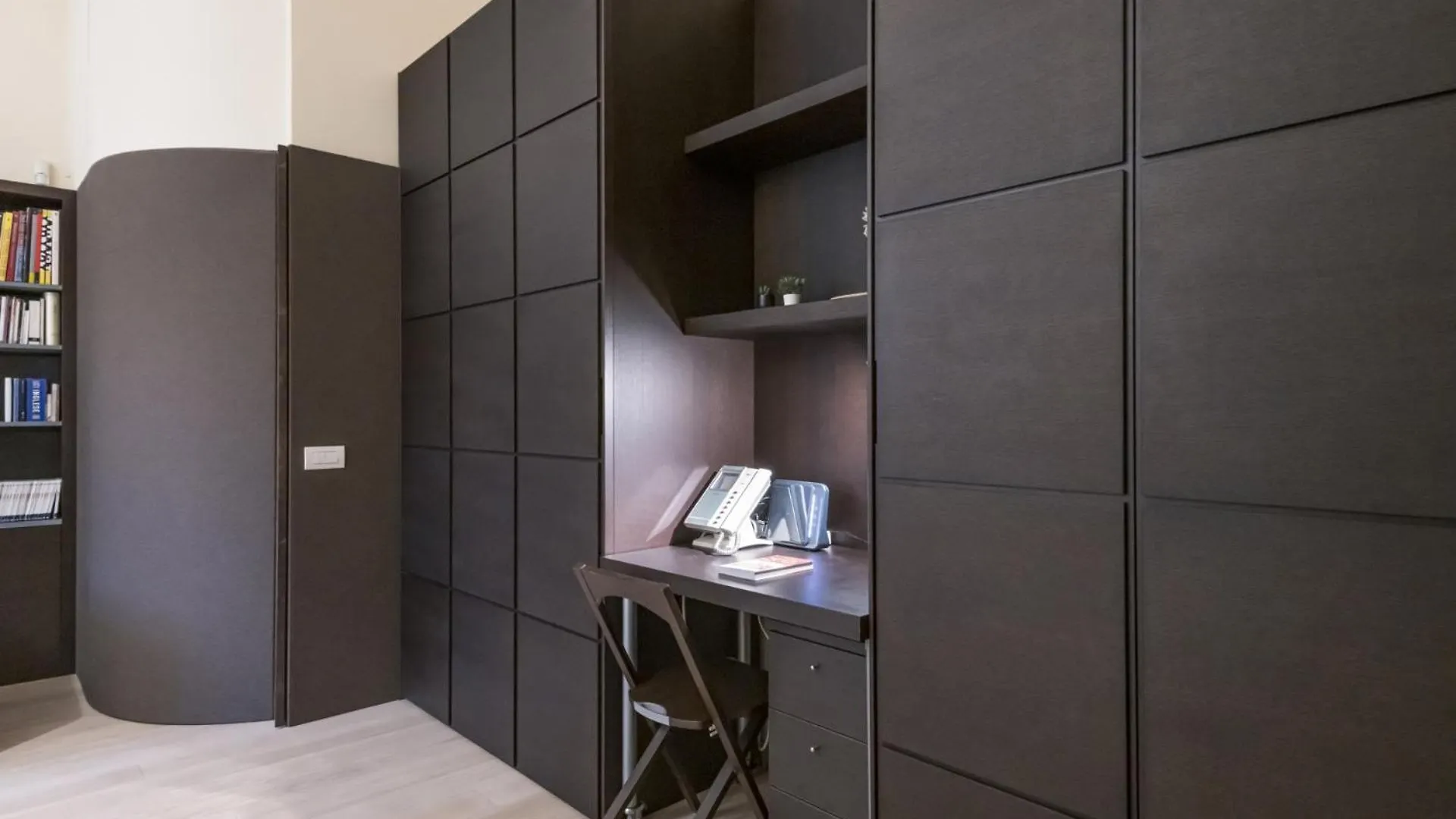 Ferienwohnung Easylife - Monolocale Di Lusso In Brera Mailand
