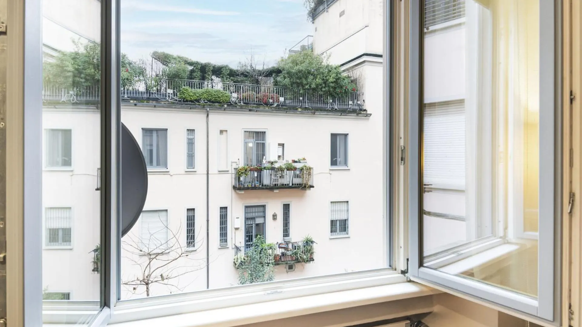 Ferienwohnung Easylife - Monolocale Di Lusso In Brera Mailand Apartment